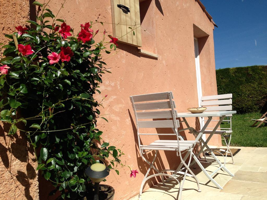 Chez Calou Bed & Breakfast Mane  Екстериор снимка